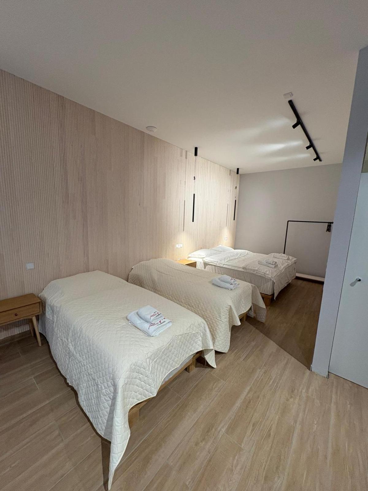 היינסברג Hotel Allegra מראה חיצוני תמונה