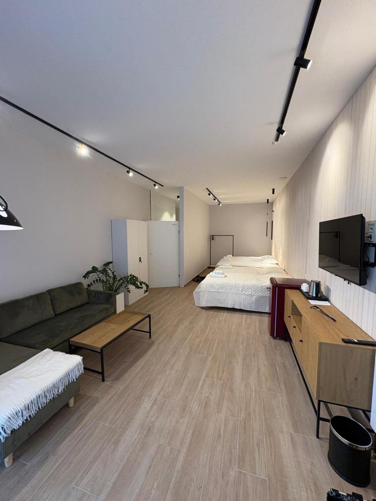 היינסברג Hotel Allegra מראה חיצוני תמונה